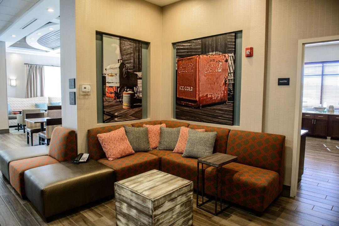 Photo of Livingroom in Bainbridge