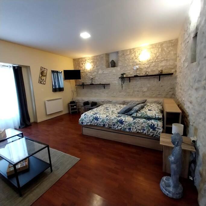 Photo of Livingroom in Poigny