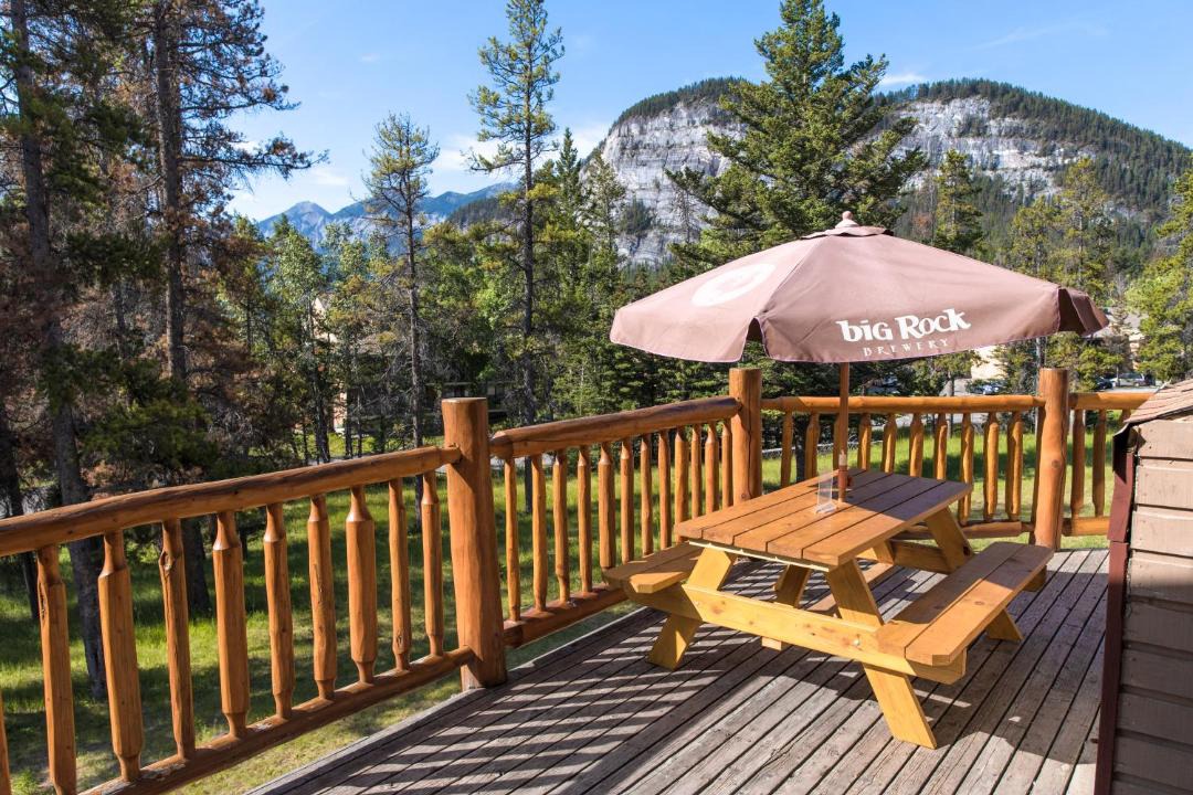 Photo of Patio Balcony in Banff