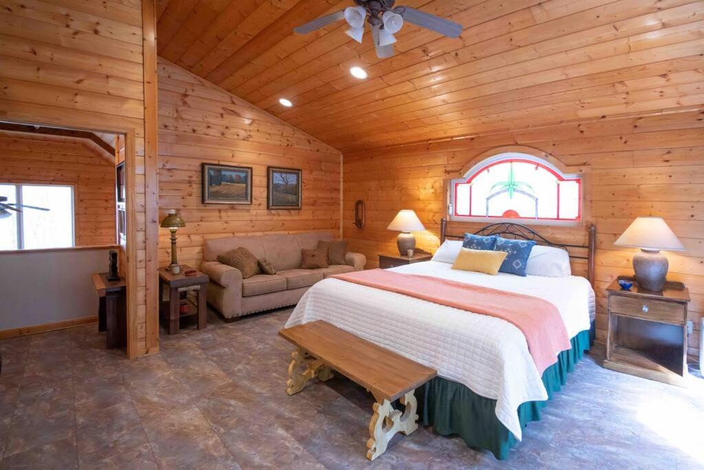 Photo of Bedroom in Blowing Rock