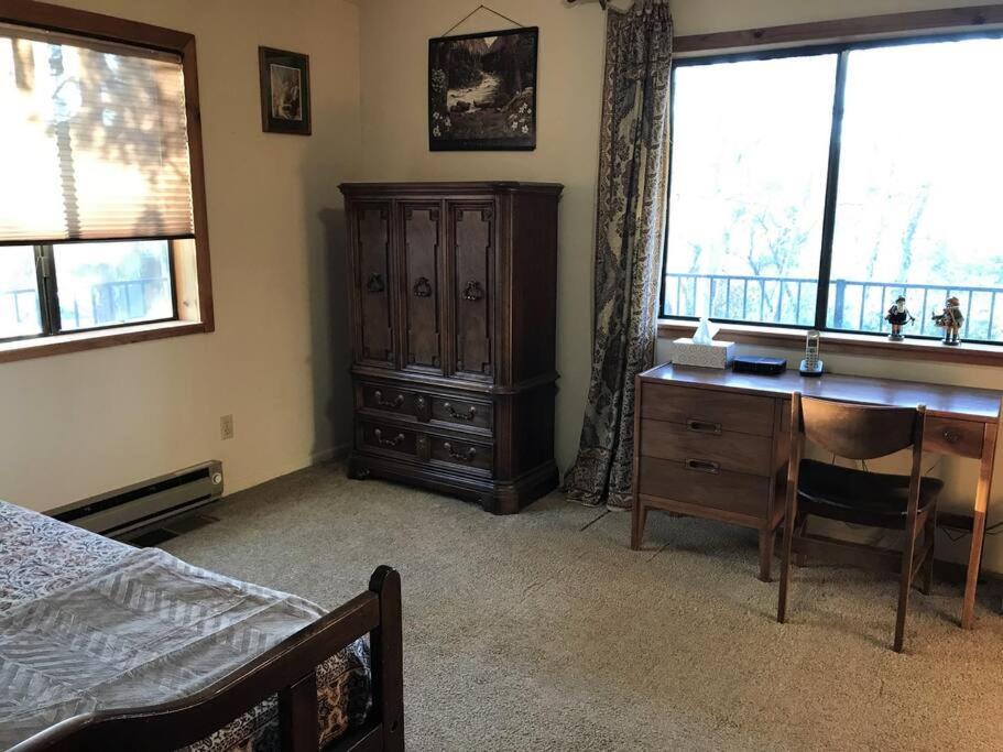 Photo of Livingroom in Midpines