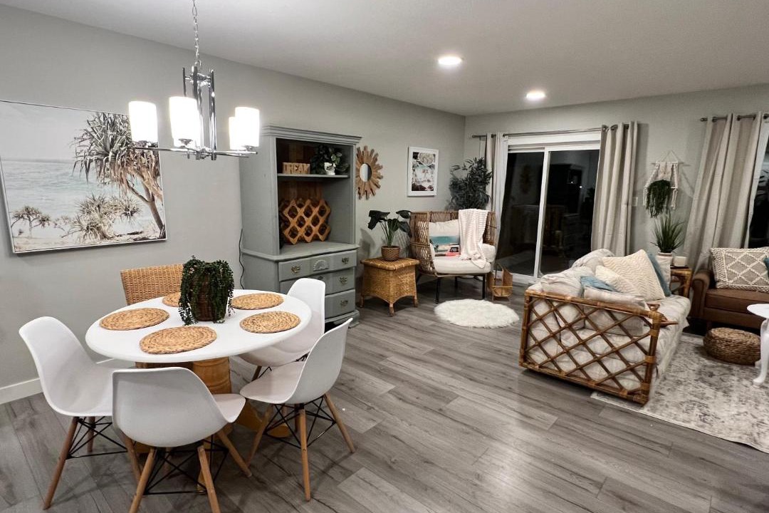 Photo of Livingroom in Sylvan Lake