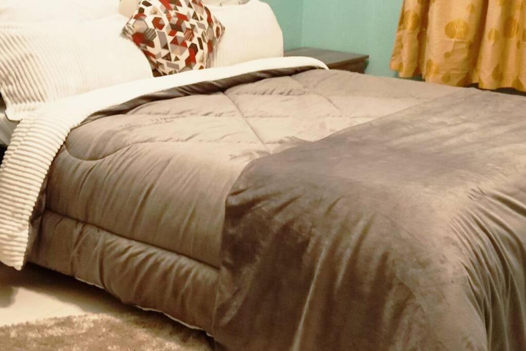Photo of Bedroom in Meru