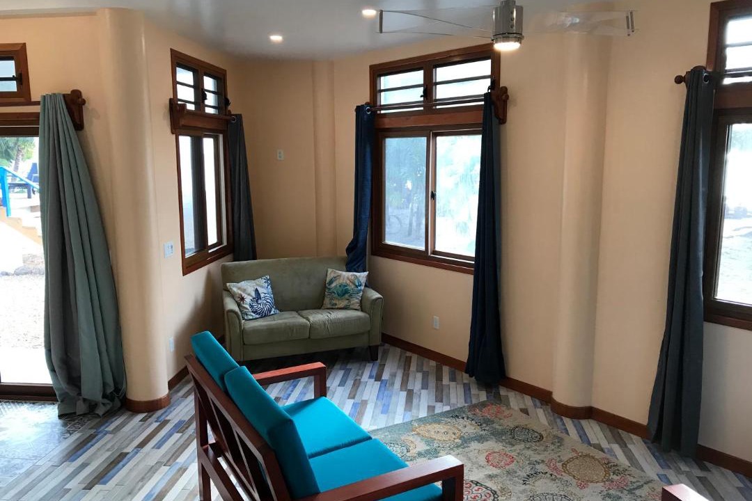 Photo of Livingroom in Caribbean Way