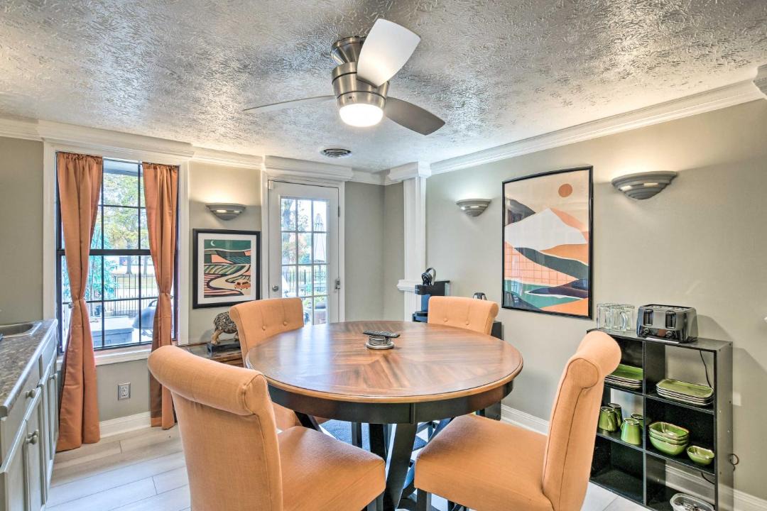 Photo of Livingroom in Greenville