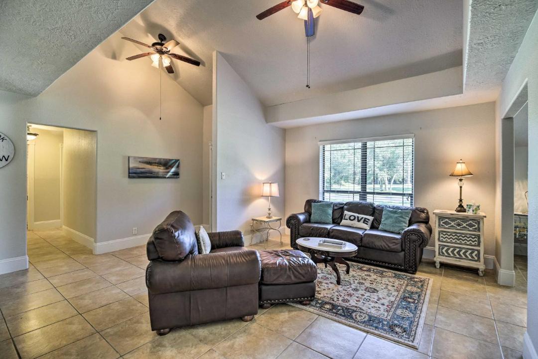 Photo of Livingroom in El Lago