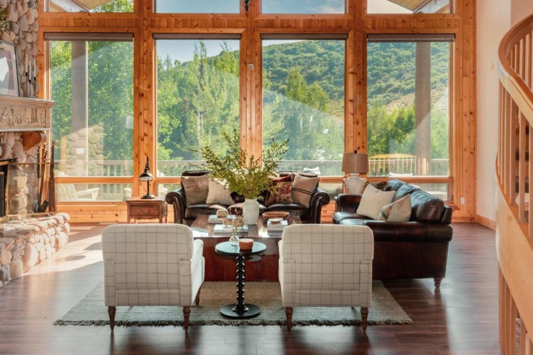 Photo of Livingroom in Deer Valley