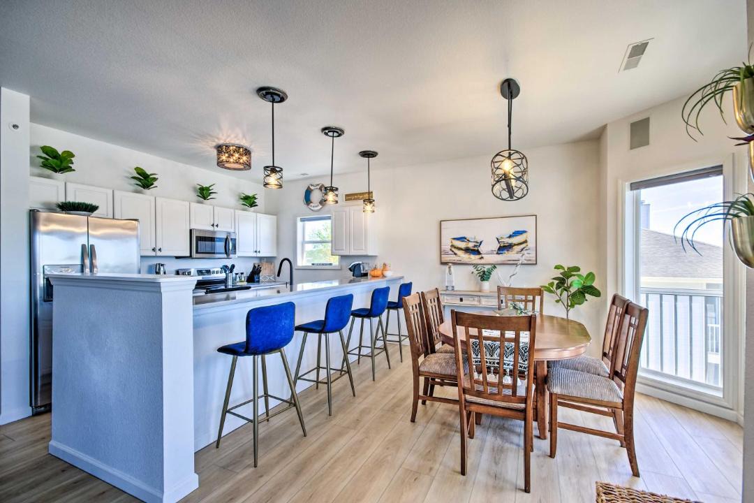 Photo of Livingroom in Village of Four Seasons