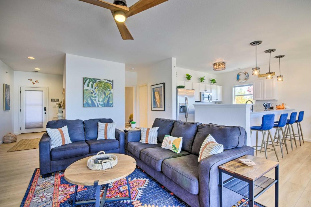 Photo of Livingroom in Village of Four Seasons