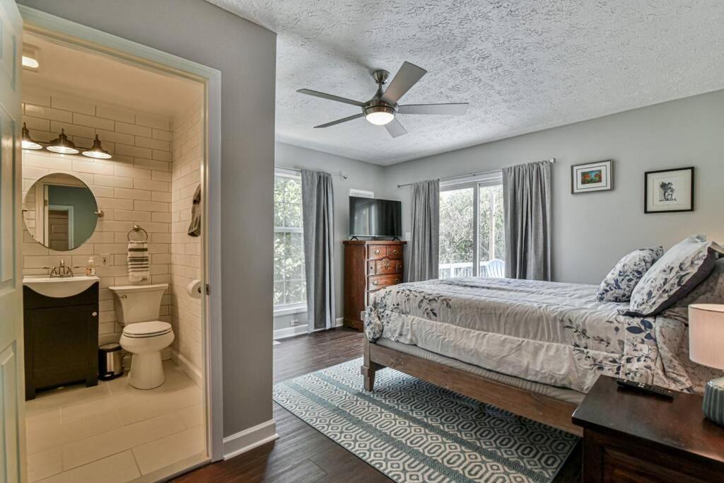 Photo of Bedroom in Oakley