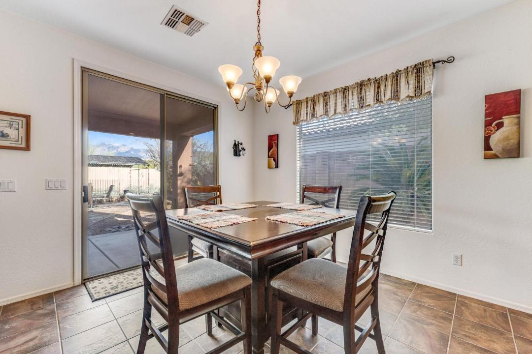 Photo of Livingroom in Gold Canyon