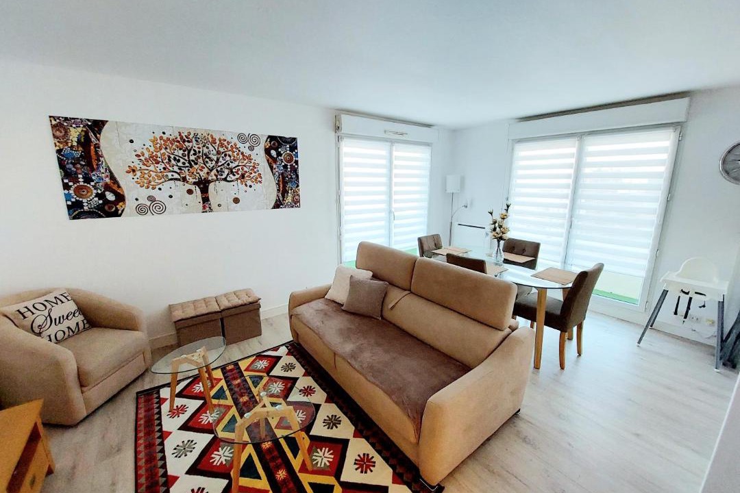Photo of Livingroom in Cergy-Pontoise