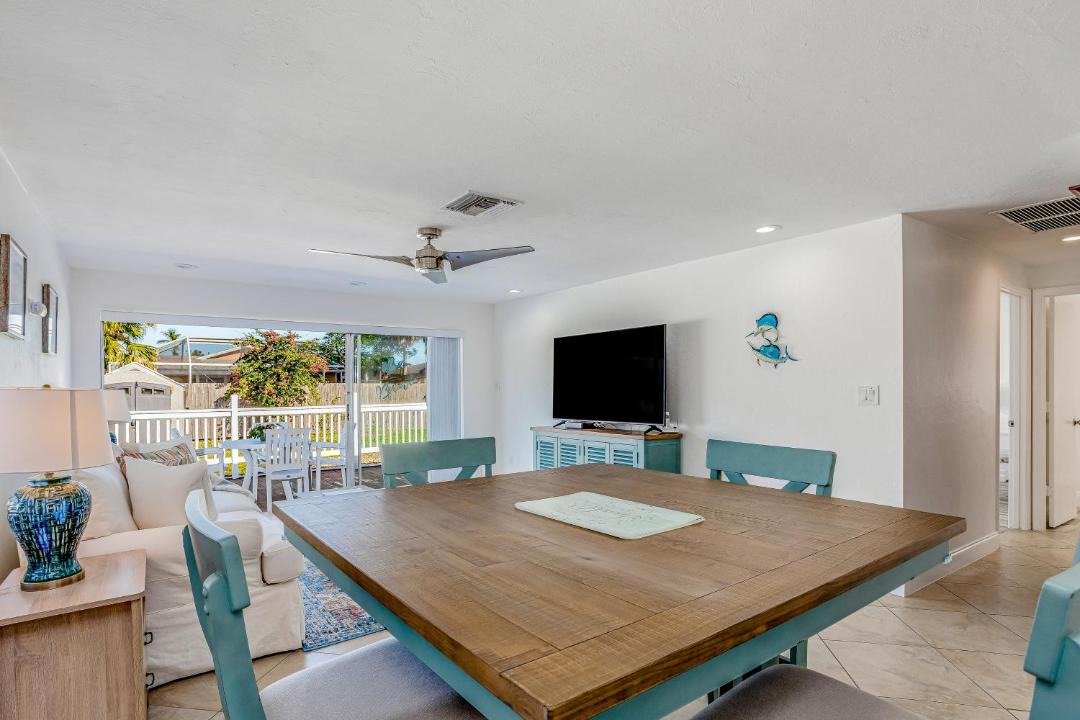 Photo of Livingroom in Naples Park