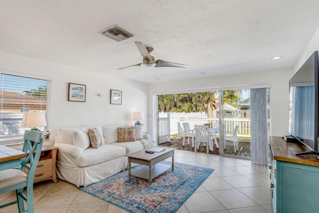 Photo of Livingroom in Naples Park