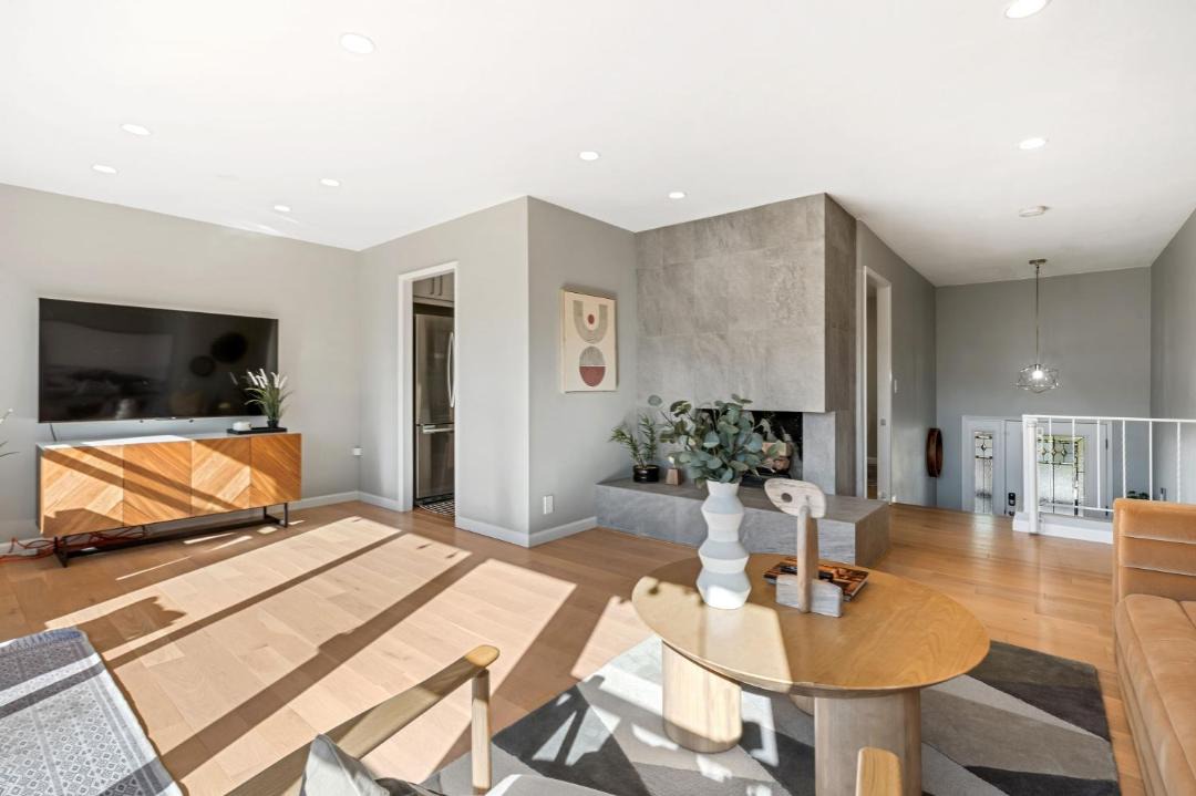 Photo of Livingroom in Park Pacifica