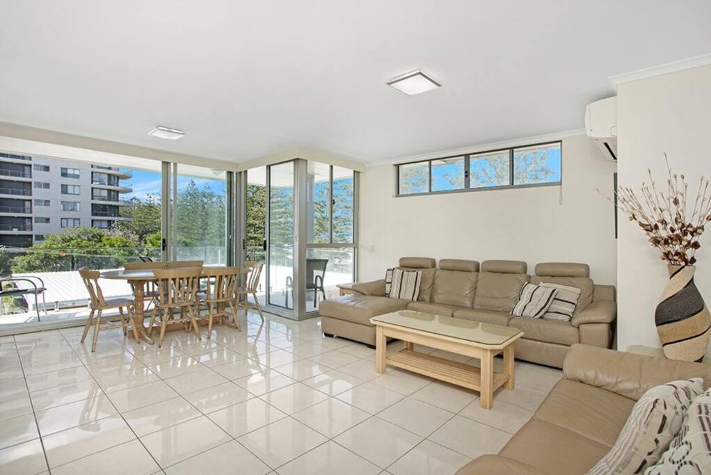 Photo of Others in Burleigh Heads