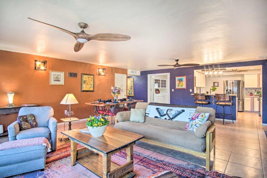 Photo of Livingroom in Peter Howell