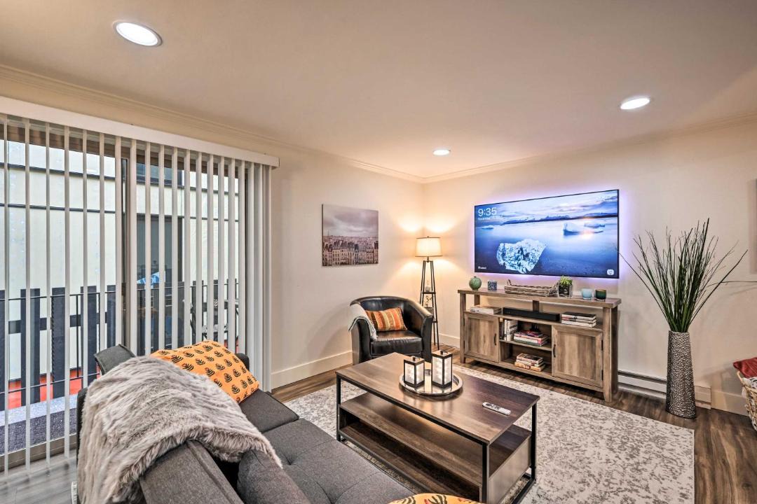 Photo of Livingroom in Ballard