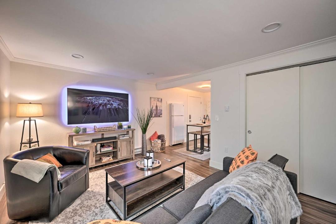 Photo of Livingroom in Ballard