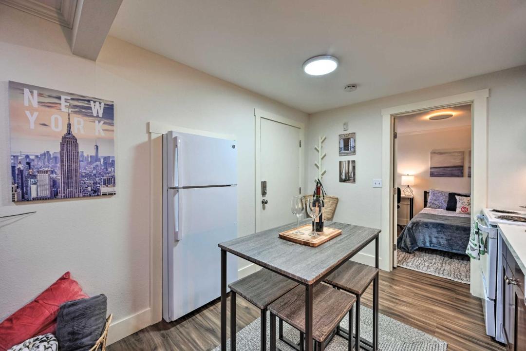 Photo of Livingroom in Ballard