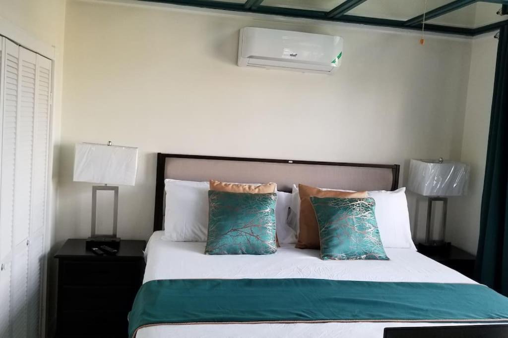 Photo of Bedroom in Saint Andrew