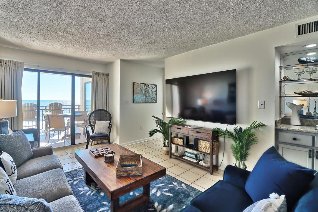 Photo of Livingroom in Crescent Beach