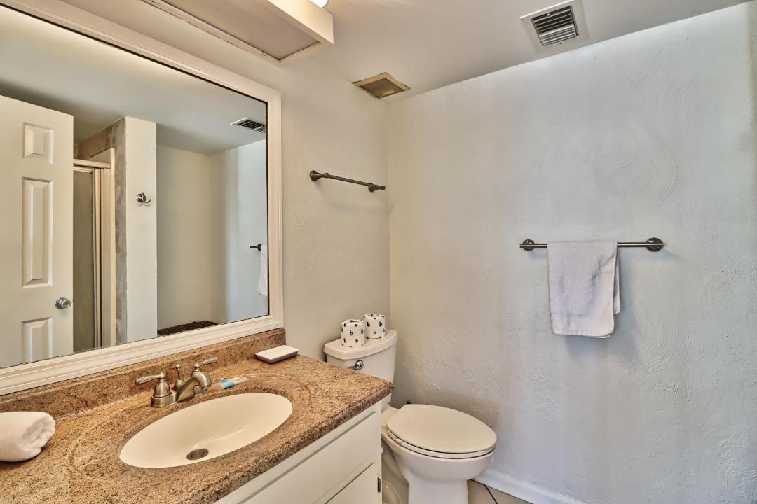 Photo of Bathroom in Crescent Beach