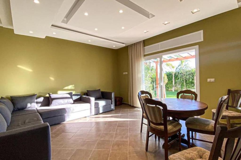 Photo of Livingroom in Al Bahraoyine