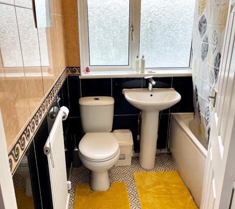 Photo of Bathroom in Graig
