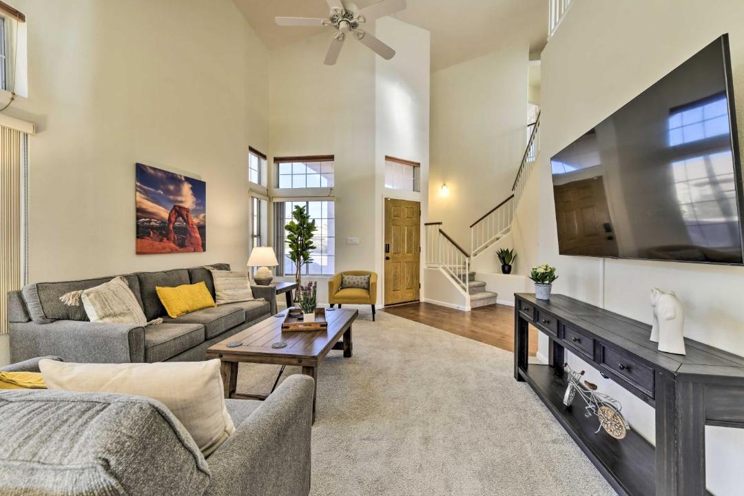 Photo of Livingroom in Gilbert