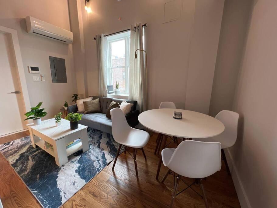 Photo of Livingroom in Flatbush
