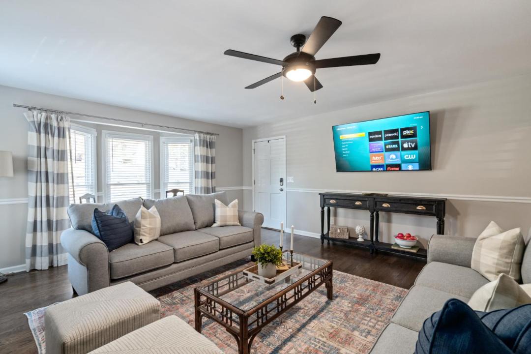 Photo of Livingroom in Cartersville