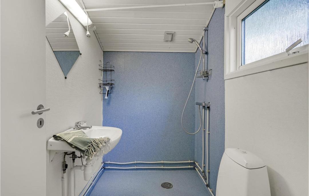 Photo of Bathroom in Hampen
