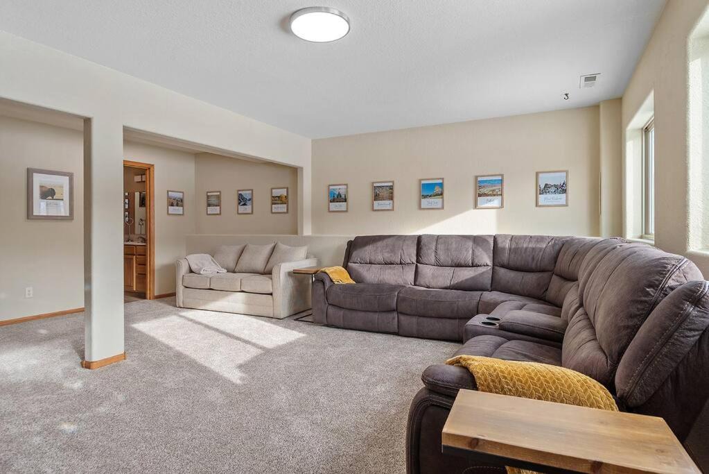 Photo of Livingroom in Hill City