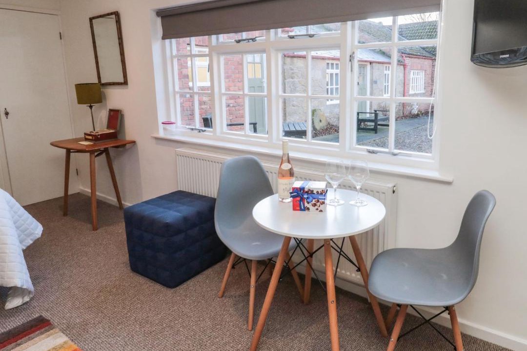 Photo of Livingroom in Ford