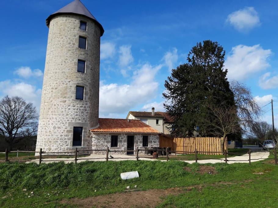 Photo of Buildings in Neuvy-Bouin