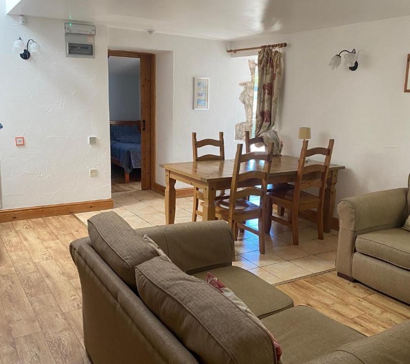 Photo of Livingroom in Risca East