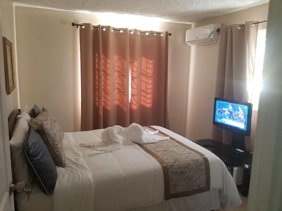 Photo of Bedroom in Saint Andrew