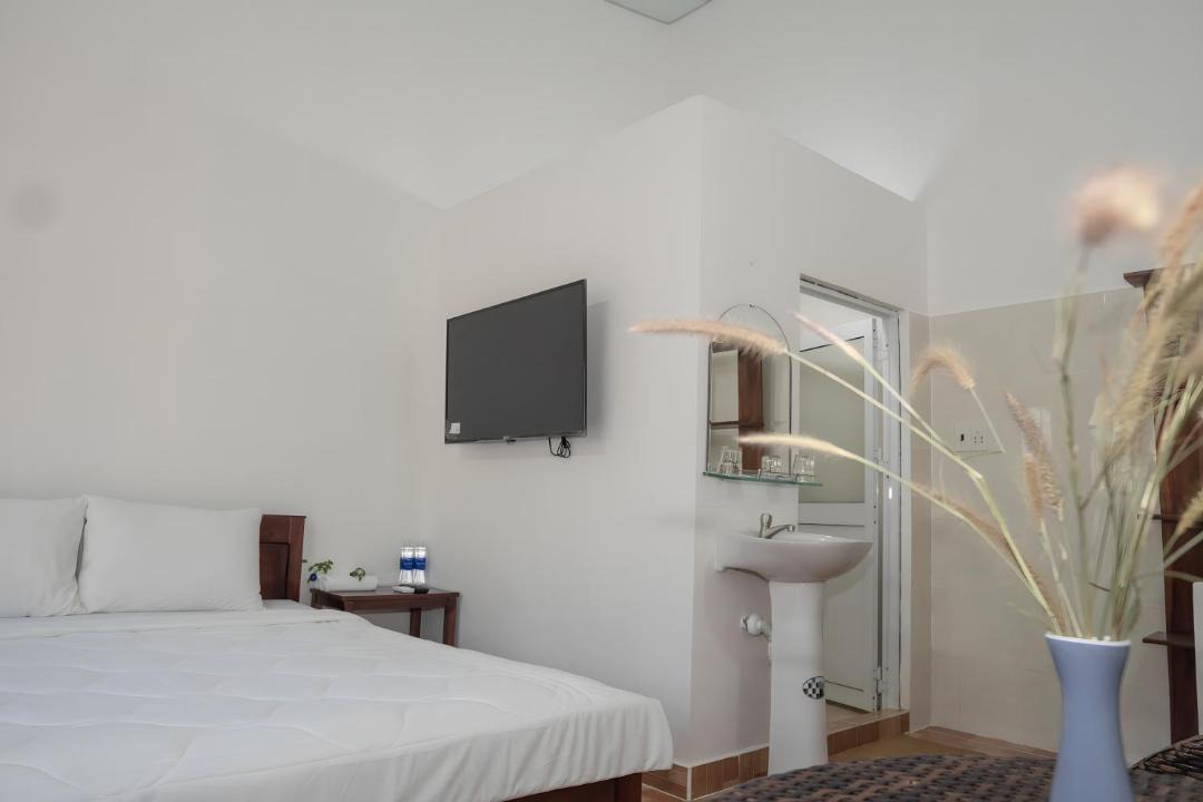 Photo of Bedroom in Ong Lang
