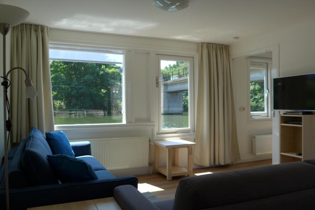 Photo of Livingroom in Eastern Docklands