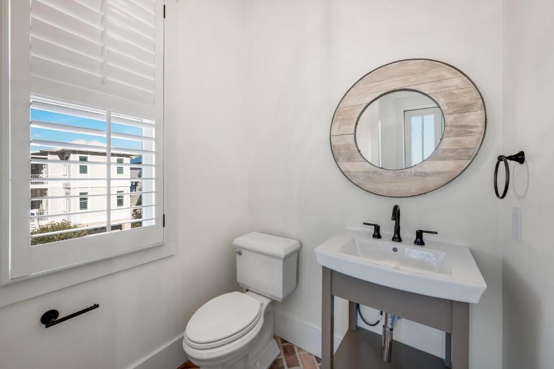 Photo of Bathroom in Holiday Isle