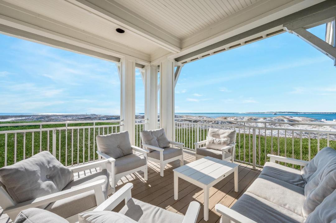 Photo of Patio Balcony in Holiday Isle
