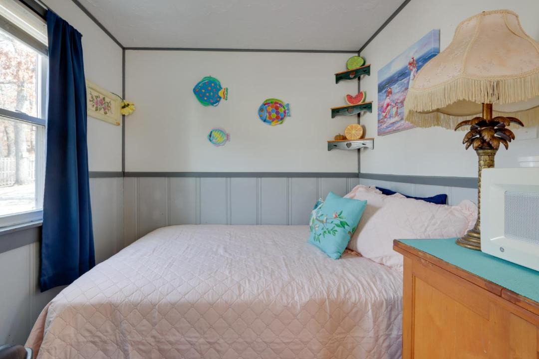 Photo of Bedroom in Camdenton