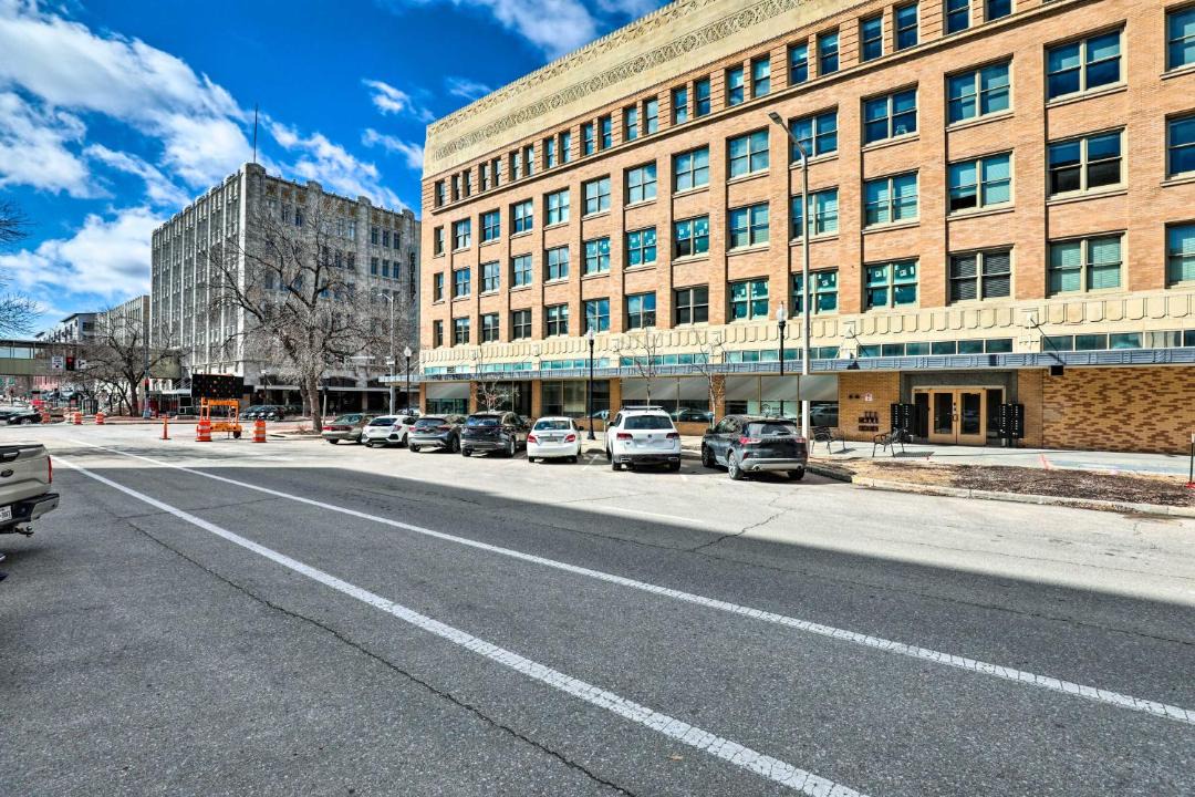 Photo of Buildings in Downtown Lincoln