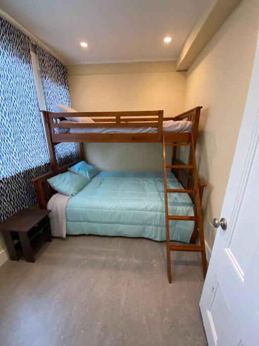 Photo of Bedroom in Corbett - Terwilliger - Lair Hill