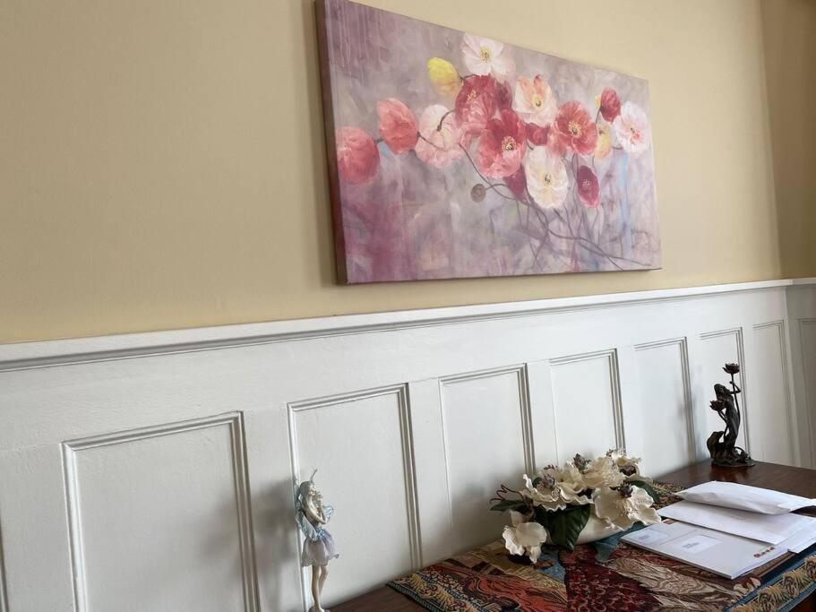 Photo of Livingroom in Corbett - Terwilliger - Lair Hill