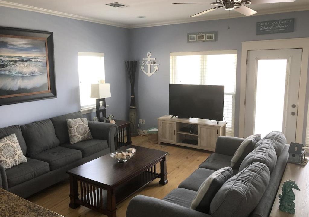 Photo of Livingroom in Galveston