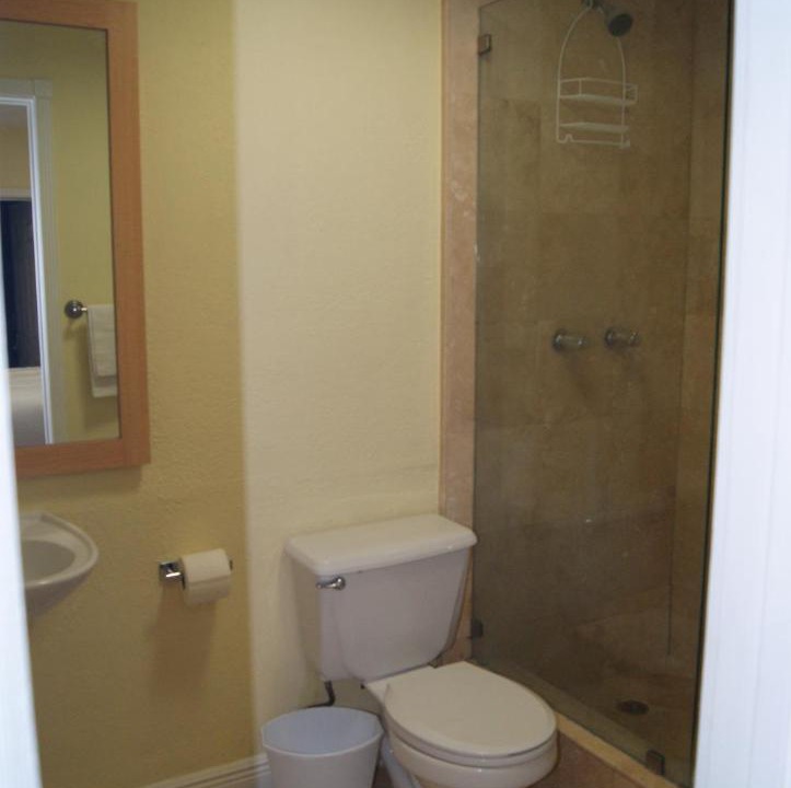 Photo of Bathroom in Miami Gardens