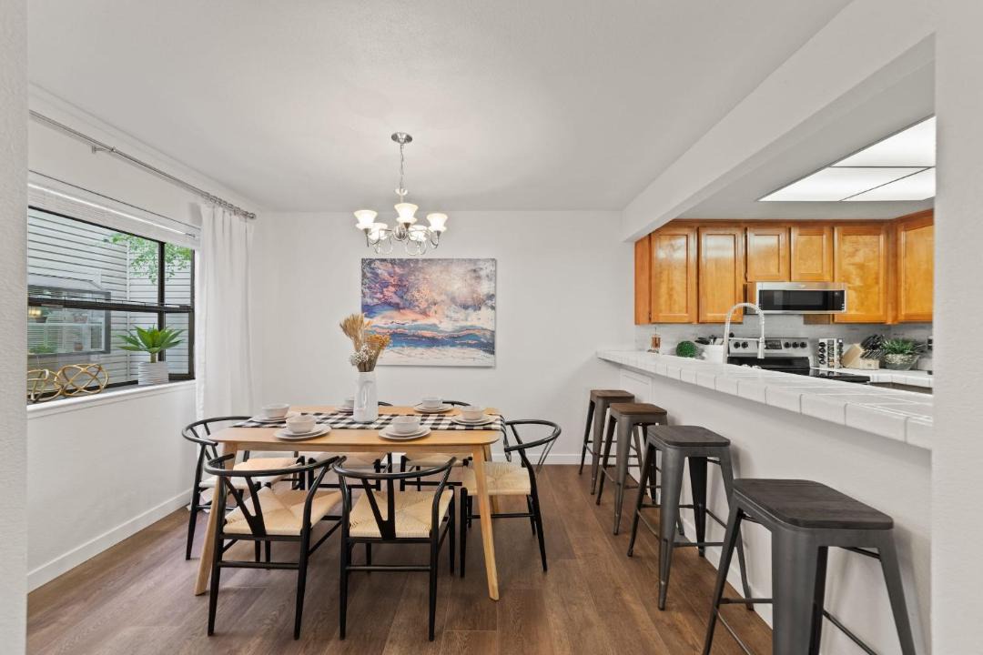 Photo of Livingroom in Arden-Arcade