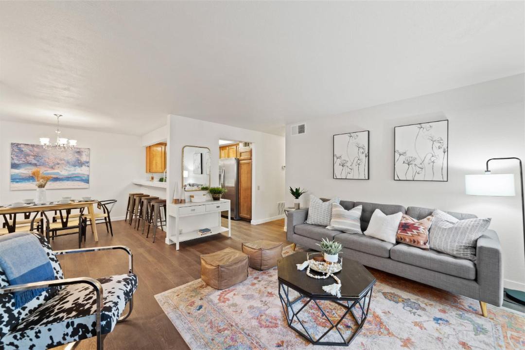Photo of Livingroom in Arden-Arcade